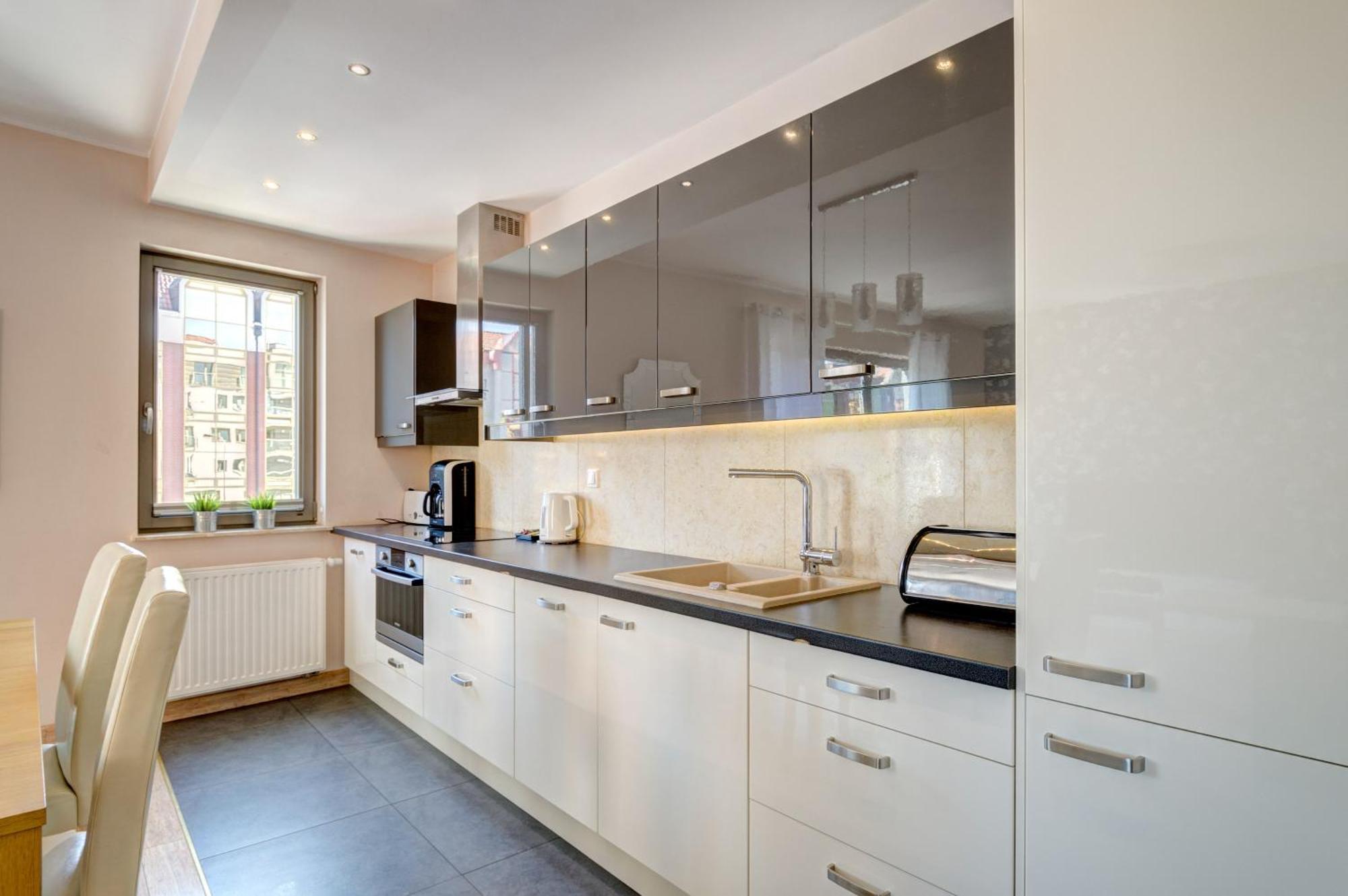 Dom & House - Old Town Waterlane Apartment Гданск Стая снимка