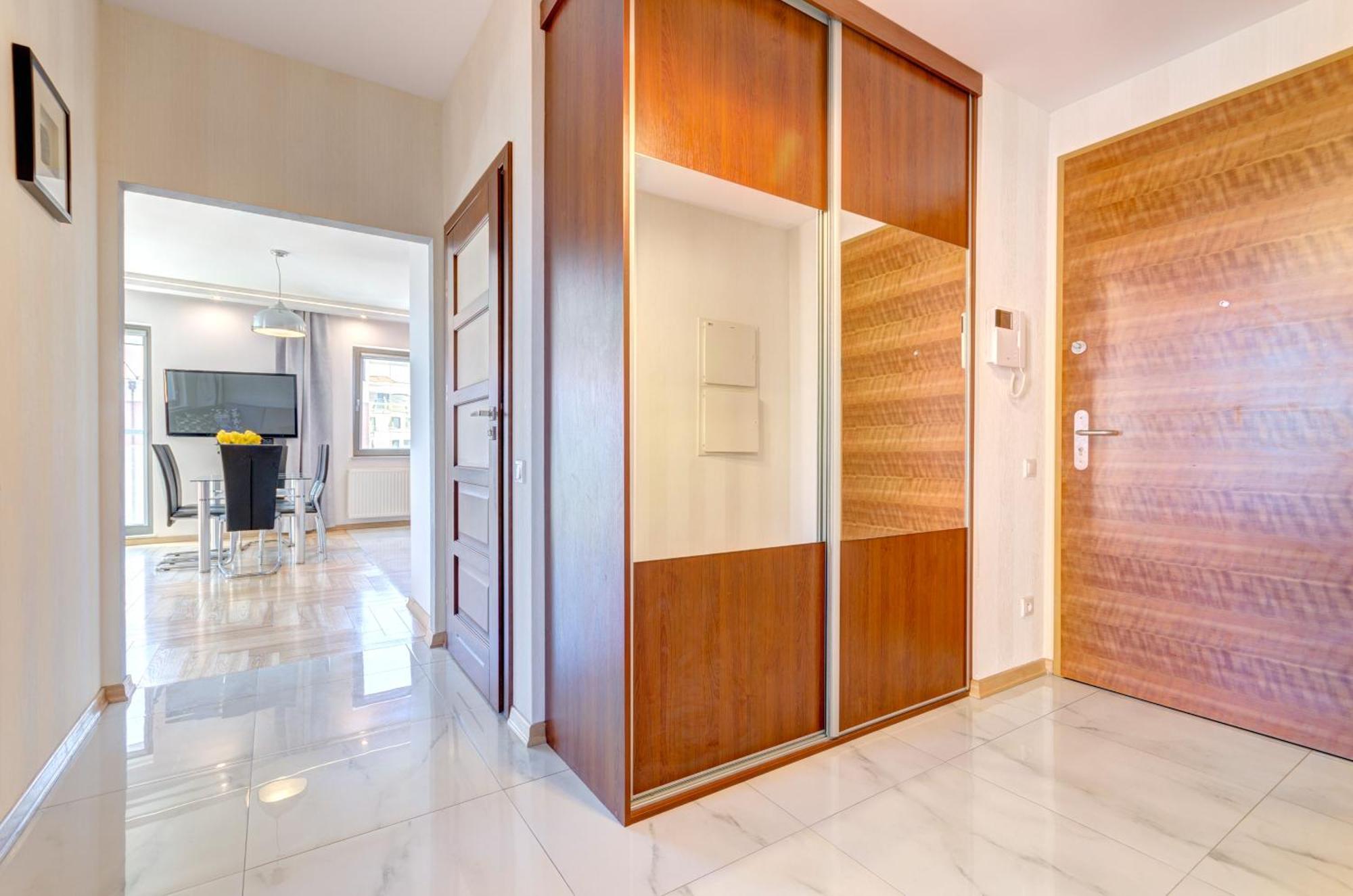 Dom & House - Old Town Waterlane Apartment Гданск Екстериор снимка
